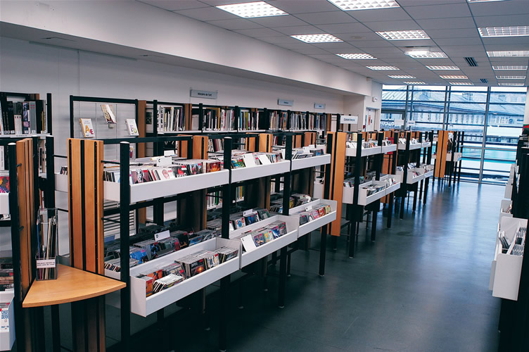 Longo Libraries - Metis Library Shelving