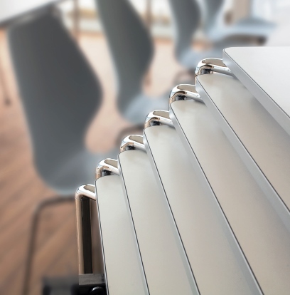 Clip Table