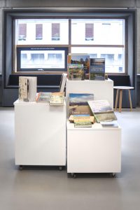 Maria Podium Display